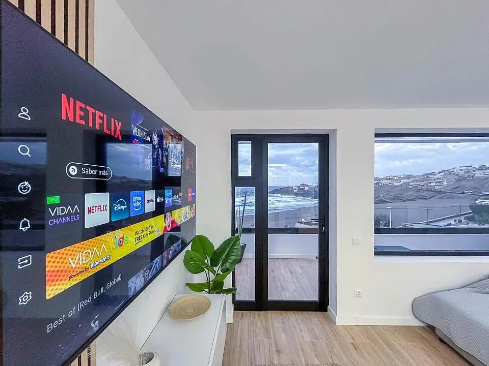 El Bunker Luxury Suite en Playa del Hombre con vista al mar