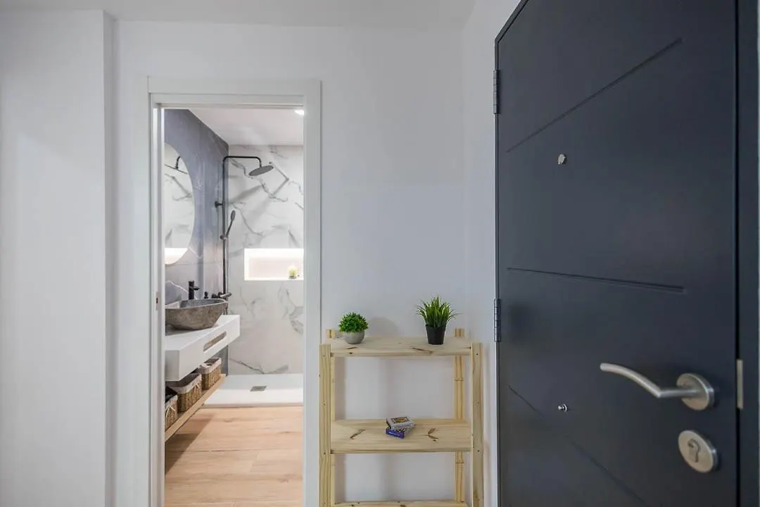 Apartment El Bunker Luxury Suite en Playa del Hombre con vista al mar Spain