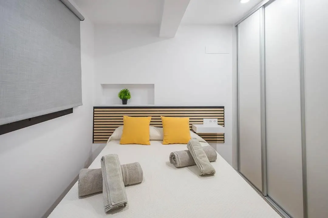 El Bunker Luxury Suite en Playa del Hombre con vista al mar 0*,  Spain