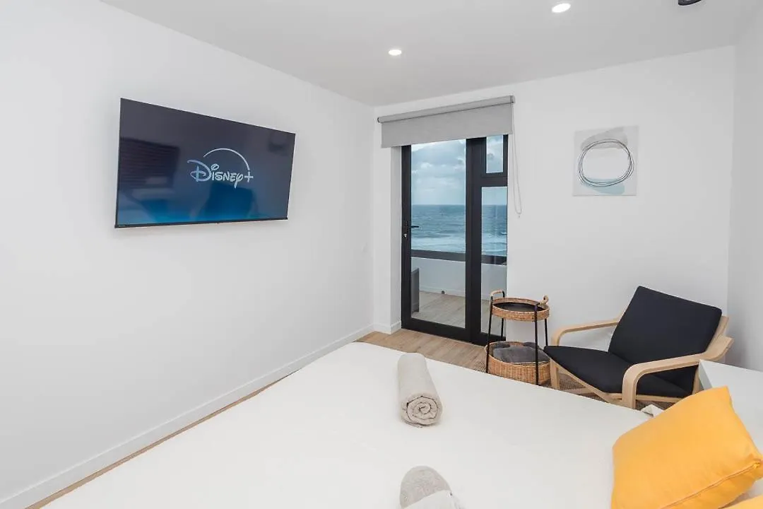 El Bunker Luxury Suite en Playa del Hombre con vista al mar